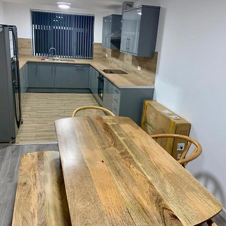 M4M Rooms- Ng8 5Np Room 1 Nottingham Exteriör bild