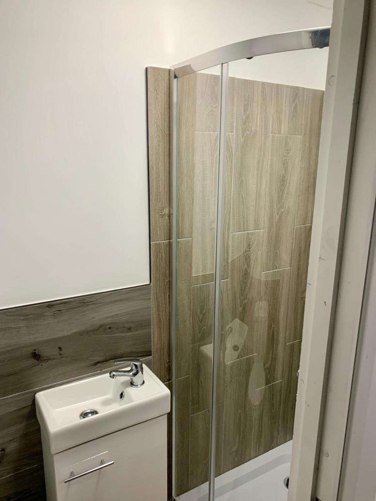 M4M Rooms- Ng8 5Np Room 1 Nottingham Exteriör bild
