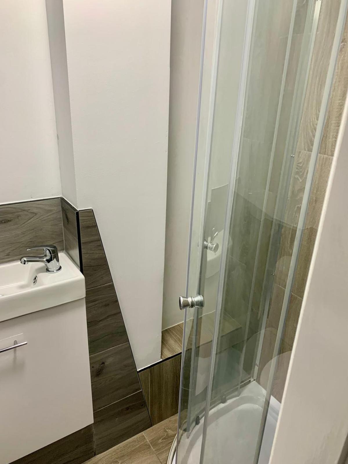 M4M Rooms- Ng8 5Np Room 1 Nottingham Exteriör bild